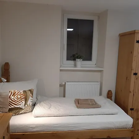 Fiore Gaestezimmer * Uettingen